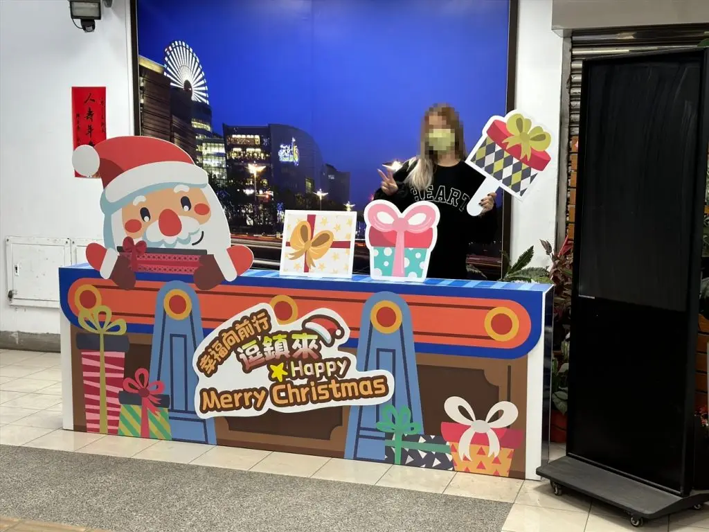 聖誕節拍照背板與節慶佈置，聖誕節佈置、聖誕背板、拍照打卡牆，都市彩繪案例